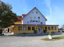 Zu Müllers Winkelhausen, hotel with parking in Langenmosen