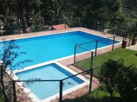 La Casita de Noe con vista al Pantano de San Juan