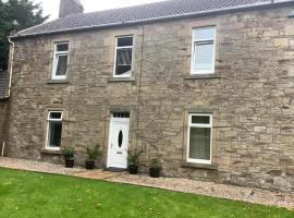 Nethermains House, hotel in Kilwinning