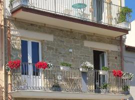 La Casa dei Panorami di Colobraro, kuća za odmor ili apartman u gradu 'Colobraro'