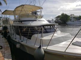 Houseboat Motel, hotel v destinaci Alexandria Bay