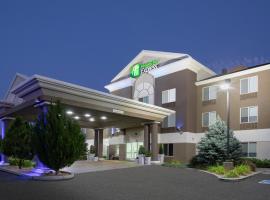 Holiday Inn Express Yreka-Shasta Area by IHG, khách sạn ở Yreka