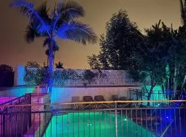 Luxurious 3 BD in Culver City with POOL &HOT SPA