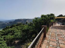 Cortijo La Alberquilla, loma-asunto kohteessa Otívar