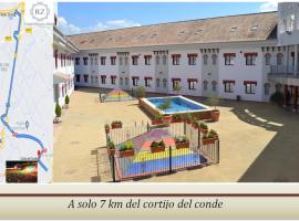 Hotel Reyes Ziries, hotel v destinaci Albolote
