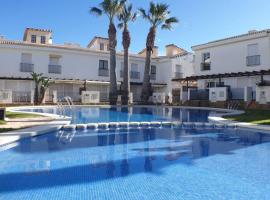 Bonrepòs Palm Beach casa adosada en la playa, struttura ad Alcossebre