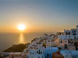 Sole d'oro Sunset & Caldera View Grand Suite