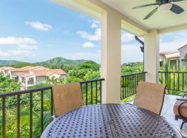 Well-decorated 3rd-floor unit with unique designs and mountain view in Coco, cottage a Coco