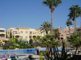 Limnaria Gardens Paphos, near beach, hotel a Paphos