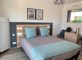 Les Chambres de Lily 2, Bed & Breakfast in Lorgies