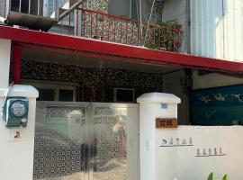 Guan Ma Homestay, hotel in Miaoli