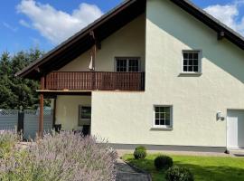 Haus Kristal, hotel with parking in Walsdorf
