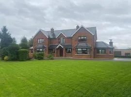 Gallagh Guest House self catering h18r252 Eircode