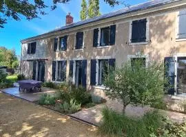 Appartement Pierres de Loire- Linge inclus -1er étage