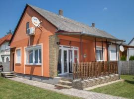 Kelemen Nyaraló Balatonmáriafürdő, cottage in Balatonmáriafürdő