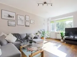 Comfort 3-Room Apartment with Forest View & 2 Bedrooms