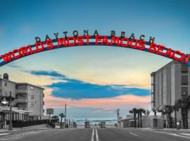 Turquoise Beach Retreat~King Bed~Daytona Beach, hótel á Daytona Beach