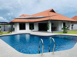 Nong Khet Yai Private Pool Villa, hotel in Ban Nong Ket Yai