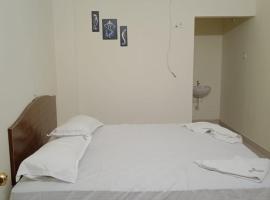 SRI KRISHNA RESIDENCE, hotel in Nedumbalam