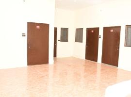 OYO 82799 Vr Hotels & Restaurants, hotel v destinaci Bulandshahr