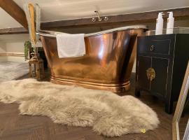 The Hive at Poppi-Red, holiday rental in Hawkshead
