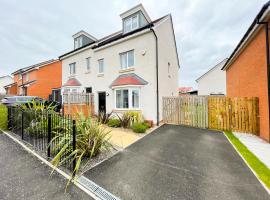 Newly Developed 3 Bedroom Home, hotelli Glasgow'ssa