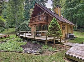 Quiet Max Meadows Cabin, 12 Acres of Property, Hotel in Max Meadows