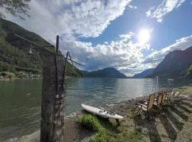 Te huur: 5 persoons chalet aan het Luganomeer