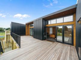 Kapiti Heights - Ōtaki Beach Holiday Home, casa vacacional en Otaki Beach