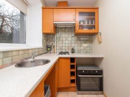 Trendy Old Town Area - Paupys Nature Treat & Free Parking