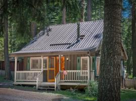 Backcountry Bungalow, ξενοδοχείο σε Joseph