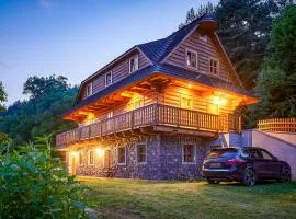 Lubka Lodge