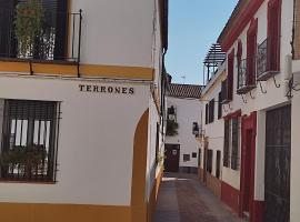 San Basilio´s Red House, bed & breakfast a Cordoba