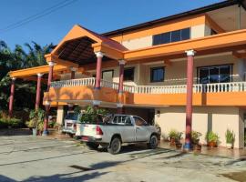 Myoldhouse, hotel di Lahad Datu