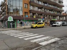 Апартамент - студио в кв Сарафово с морски изглед