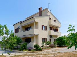 Apartments Belvedere, appartement à Plovanija