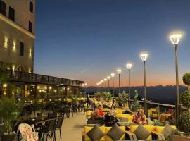 Golden Old City Hotel, Hotel in Bayt Wazan
