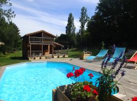 Le chalet de Cavailla, hotel med parkering i Marmont-Pachas