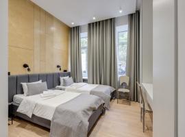 Centrooms Kropivnizkogo Mini-Hotel، فندق في كييف