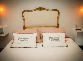 Hotel Boutique Bed and Office