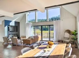 A Contemporary Dream Lakefront Rathdrum Oasis!