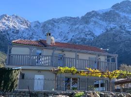 Casa Basgiu, chambres avec balcon et table d'hôtes, rannahotell sihtkohas Zilia