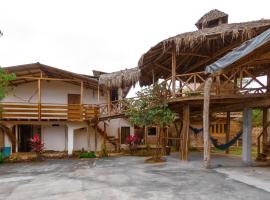 Hostal Tortuga Dorada, maison d'hôtes à Puerto López