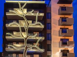 Aparthotel NOX، فندق في كلوي نابوكا