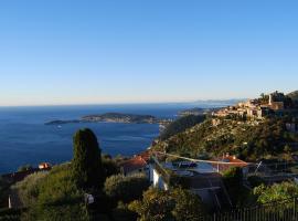 Stunning Penthouse with panoramic views of Eze Village and the French Riviera, atostogų būstas Eze