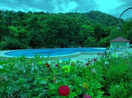 GREEN HOUSE, hotel v destinaci İsmayıllı
