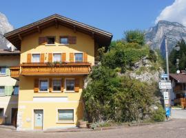 Apartment Al Sasso, hotel with parking in Taibon