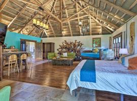 Merritt Island에 위치한 주차 가능한 호텔 Bali House Tranquil Merritt Island Oasis!