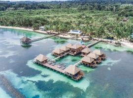Azul Over-the-Water Resort: Bocas Town şehrinde bir otel