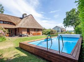 Ferienhaus REETselig mit Pool Sauna, holiday rental in Klein Barkau